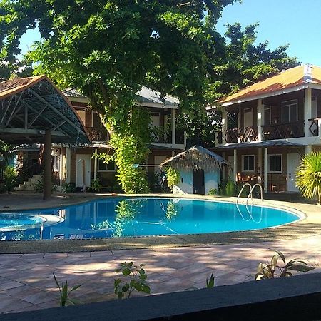 The Shark'S Tail Dive Resort Malapascua Buitenkant foto