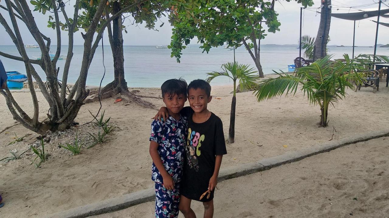 The Shark'S Tail Dive Resort Malapascua Buitenkant foto
