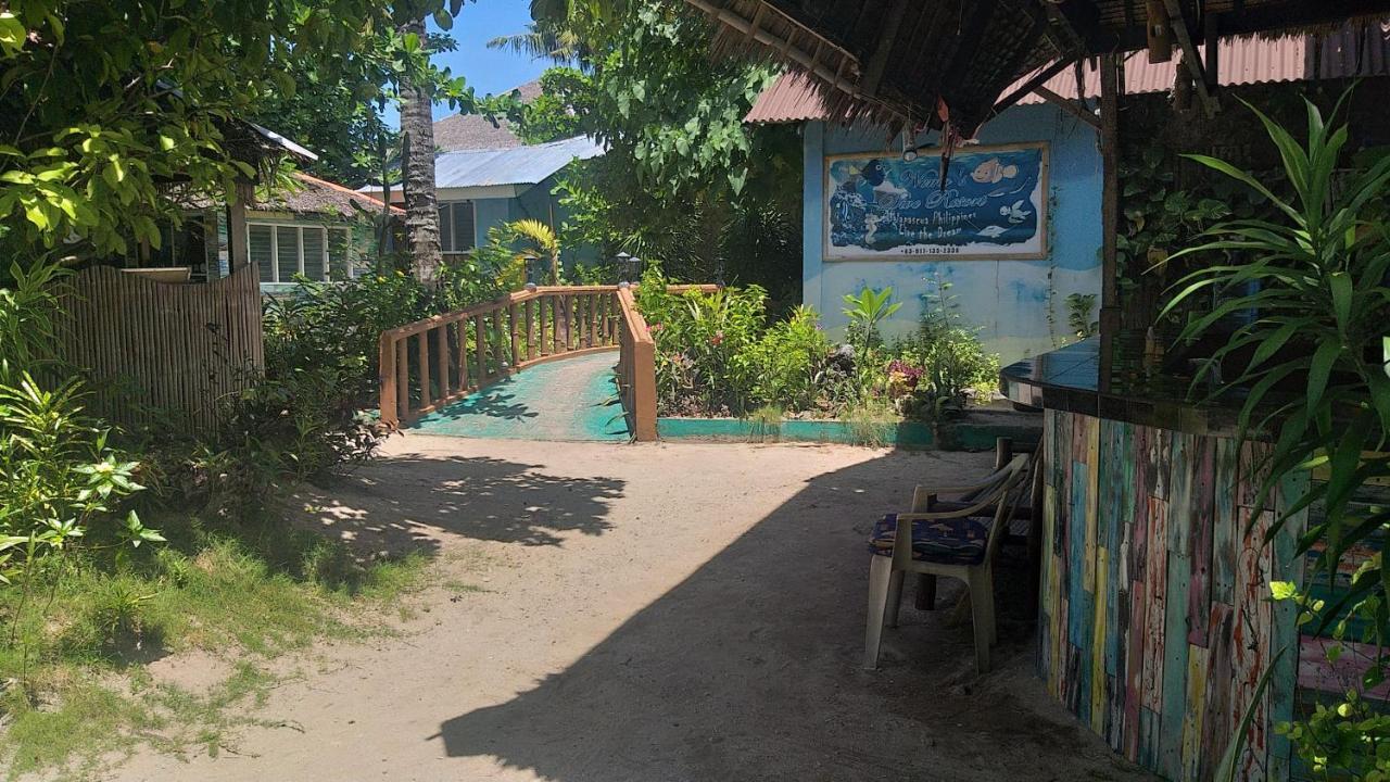 The Shark'S Tail Dive Resort Malapascua Buitenkant foto